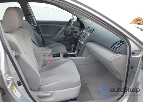 2008 Toyota Camry Le z USA, uszkodzony, nr VIN 4T4BE46K38R038614